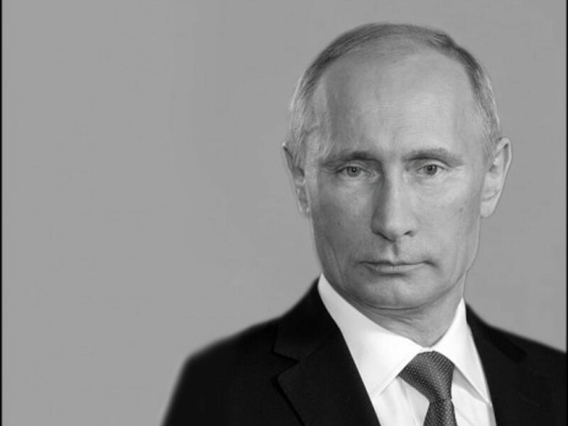 Government employees, Putin is watching you.