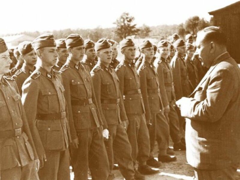 Hjalmar Mäe welcoming Estonian soldiers of the 20th Waffen-SS Division in 1944.