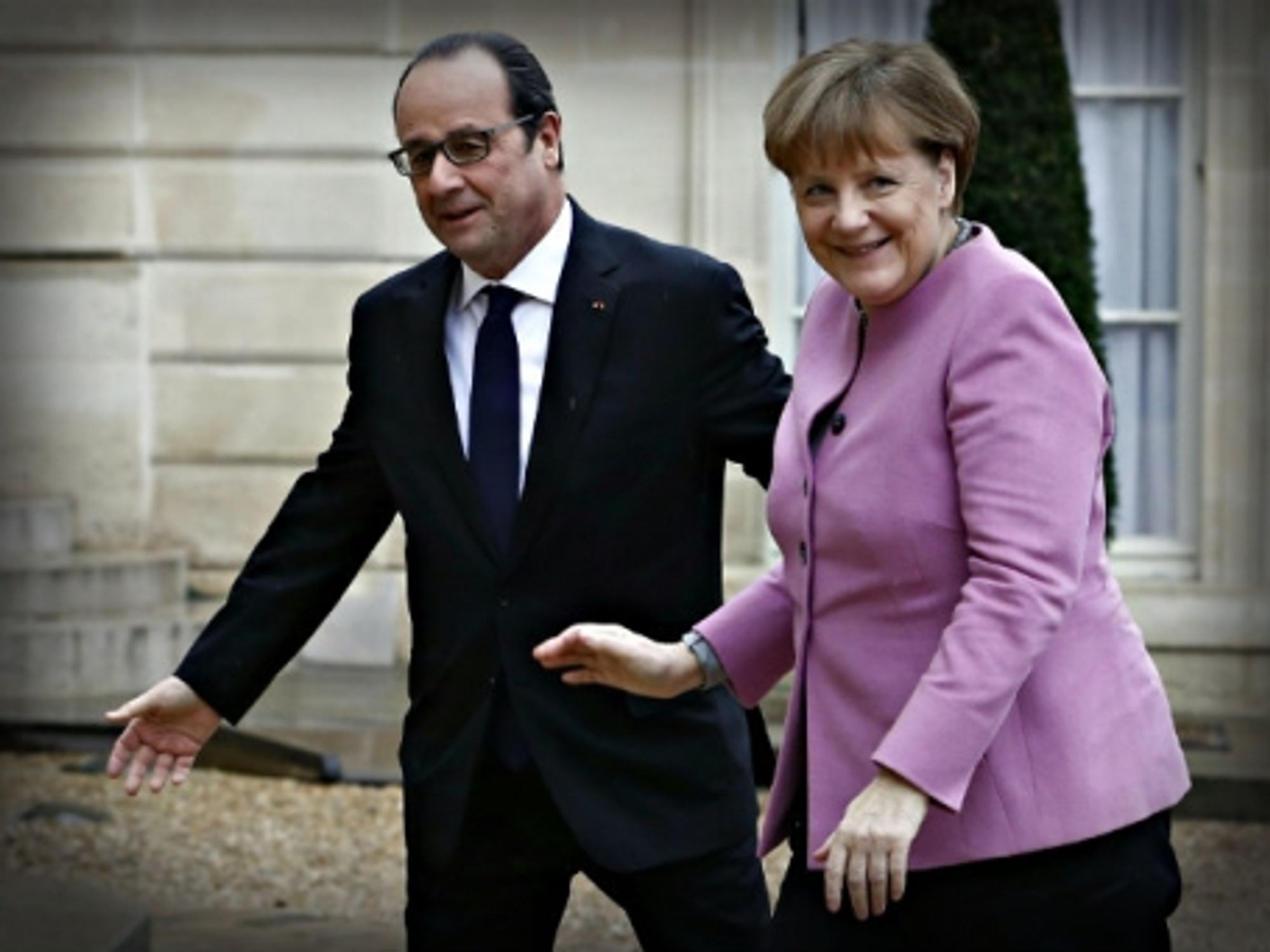 Hollande and Merkel together in Paris in March