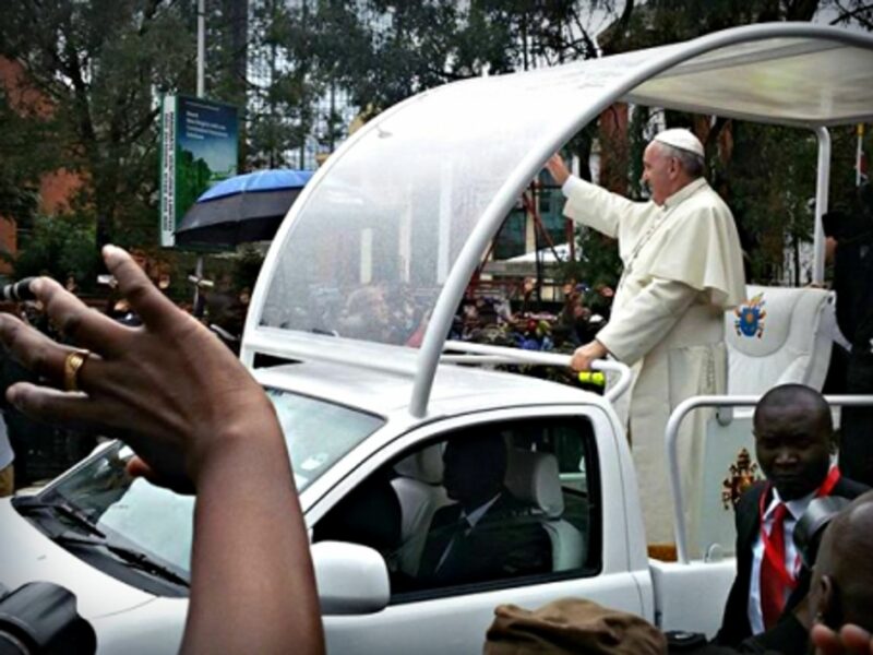 Hollande And Putin, Pope Visits Kenya, Thanksgiving Trivia