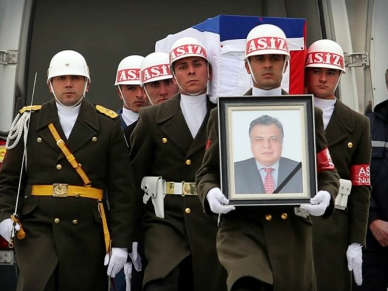 Hommage to Russian Ambassador Andrey Karlov, in Moscow
