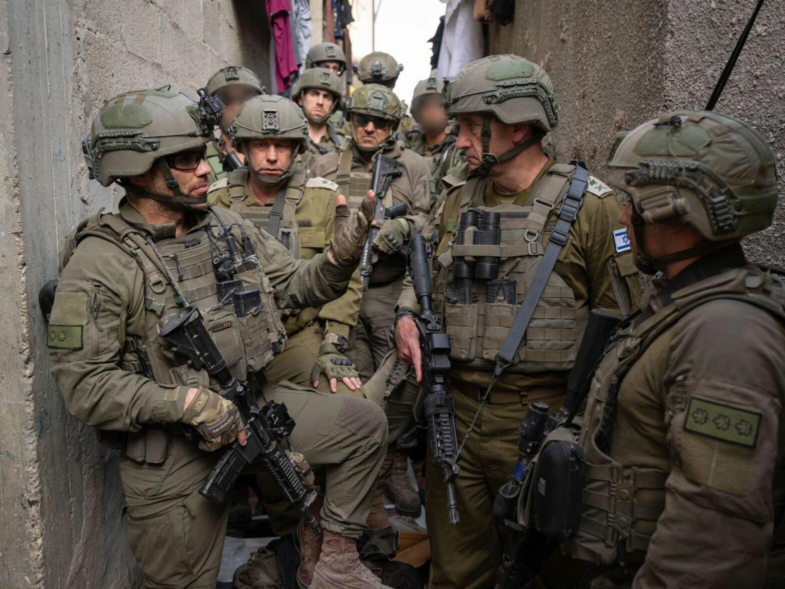 IDF Chief of the General Staff LTG Herzi Halevi met with the commanders in Jabaliya who participated in the operation to rescue the bodies of the four hostages and return them for burial in Israel today.