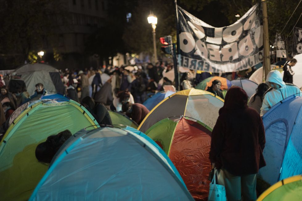 Image of a ​March against the adjustment to social assistance programs, Buenos Aires
