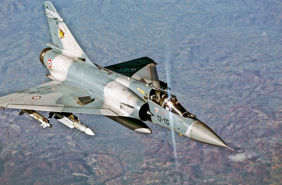 Image of a French Mirage 2000 flying.