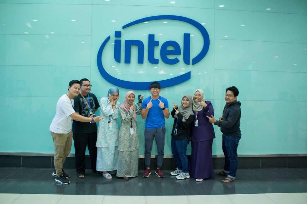 image of a group of people