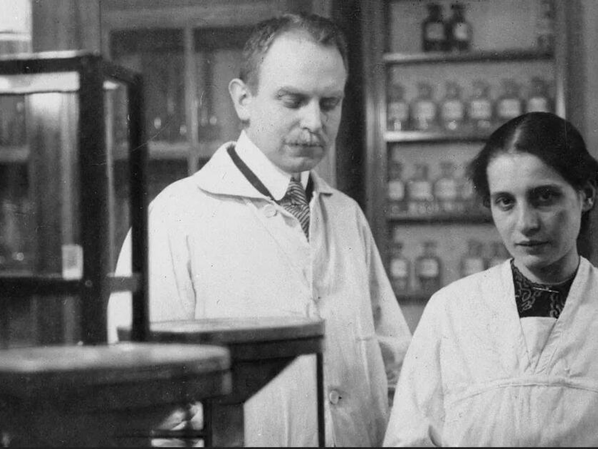 image of a woman and man in a laboratory