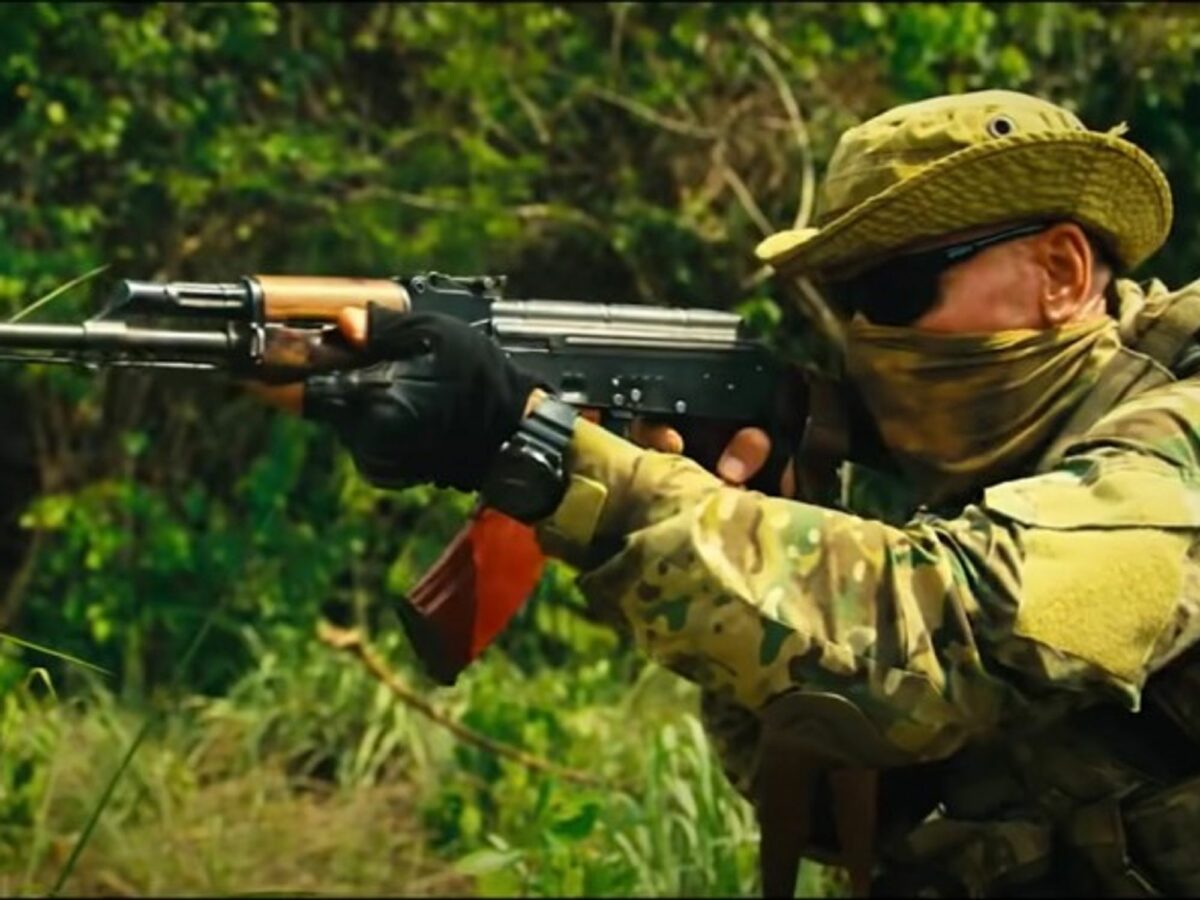 Image of an actor playing a Russian mercenary in the 2021 film 'Tourist'