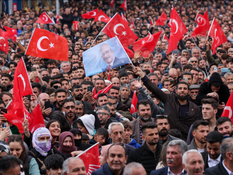 Image of Crowd attending presidential candidate Kemal Kilicdaroglu's campaign .