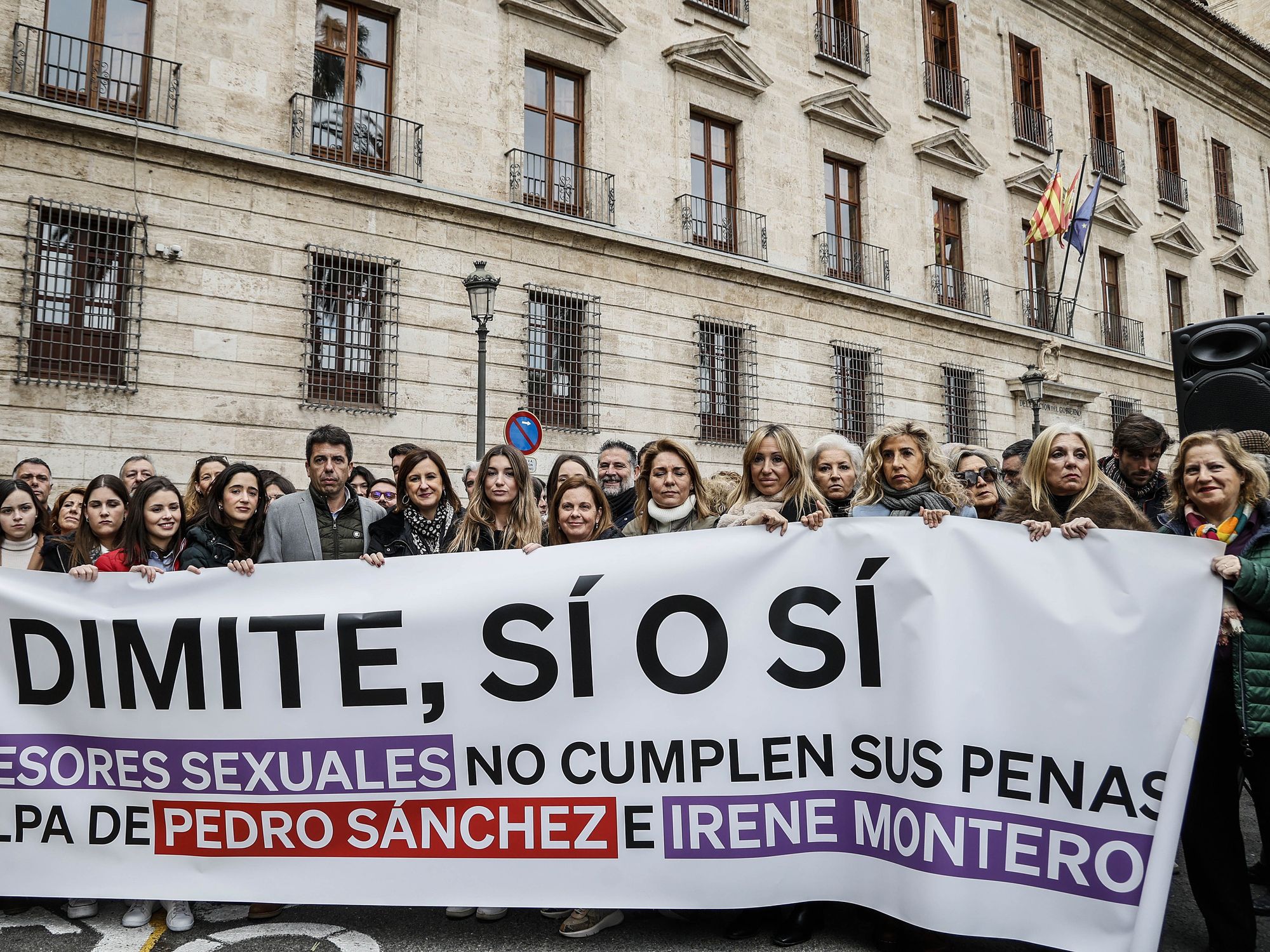 Image of people protesting against the Only Yes Means Yes in Valencia, Spain.