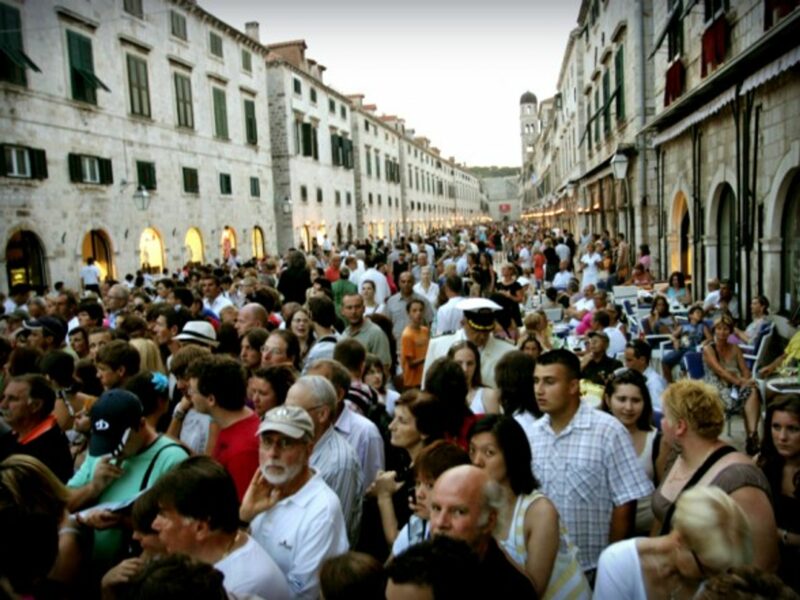 In Dubrovnik, thousands of tourists invading the streets for the Summer Festival