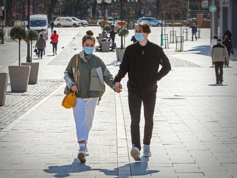 In Ukraine, pandemic-era hand-holding