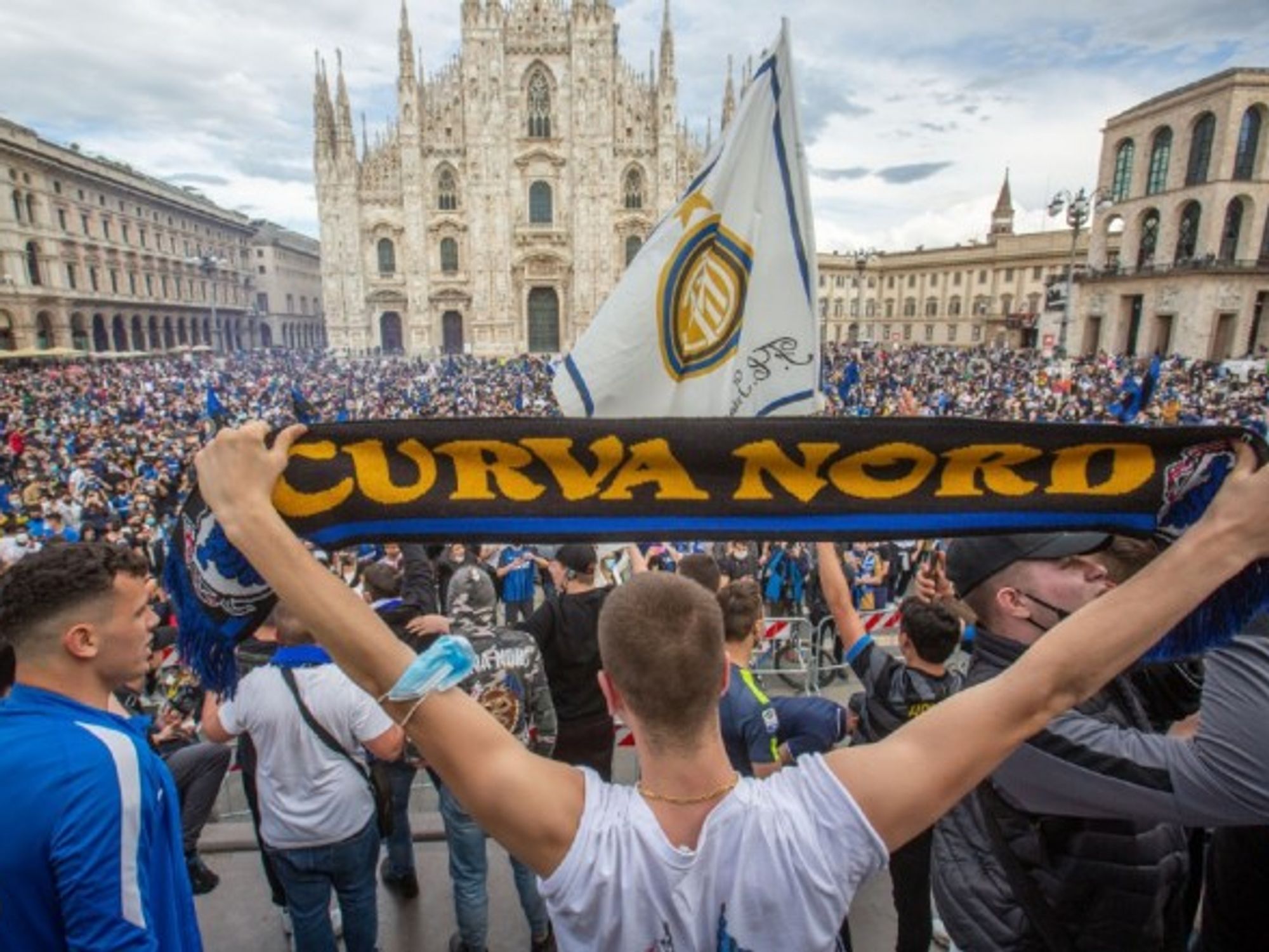Inter Milan supporters are celebrating outside the Duomo di Milano after the Italian soccer team won the Serie A title for the first time in 11 years, ending Juventus’ nine-year reign in Italy.