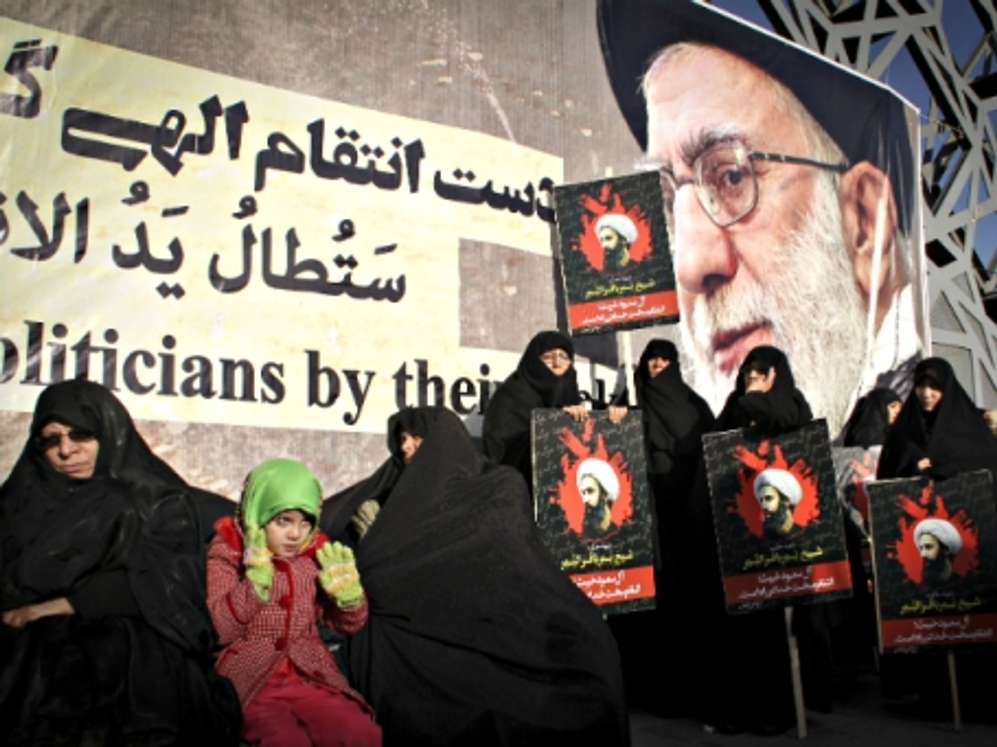 Iran's Growing Isolation, Obama Gun Measures, Putin's Rat Army