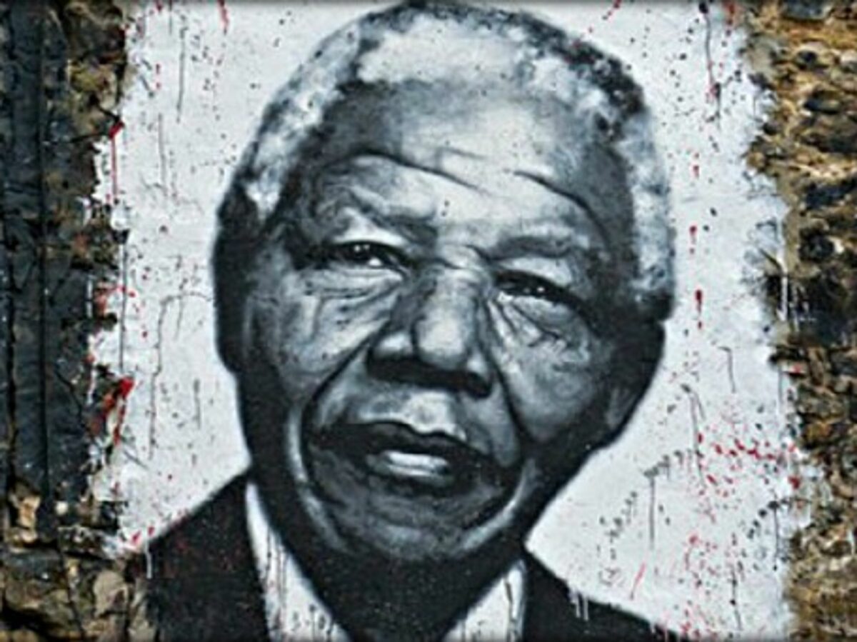 Italian Newspapers Call Mandela "The Father Of Apartheid"