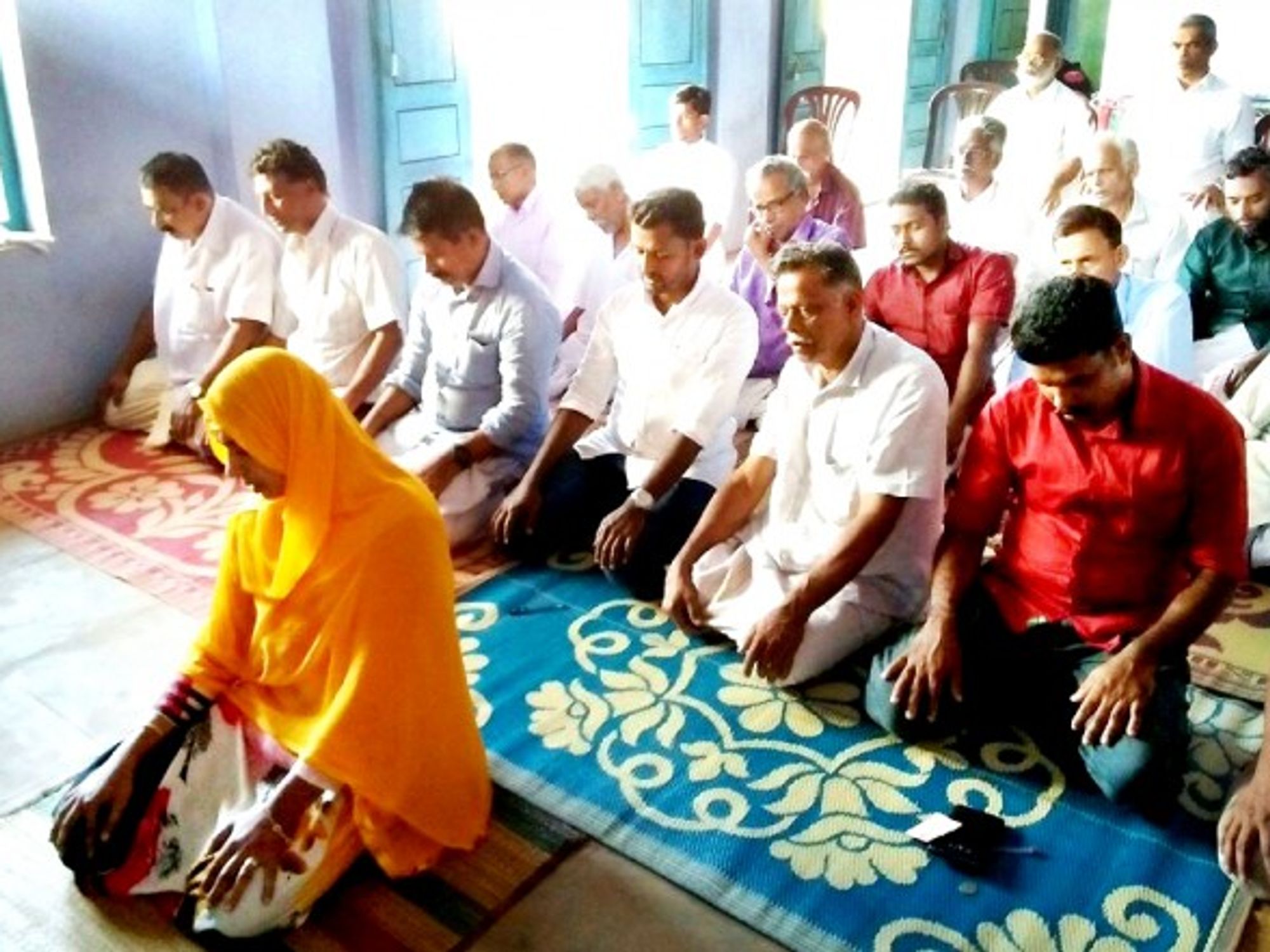 Jamida Beevi leading prayer