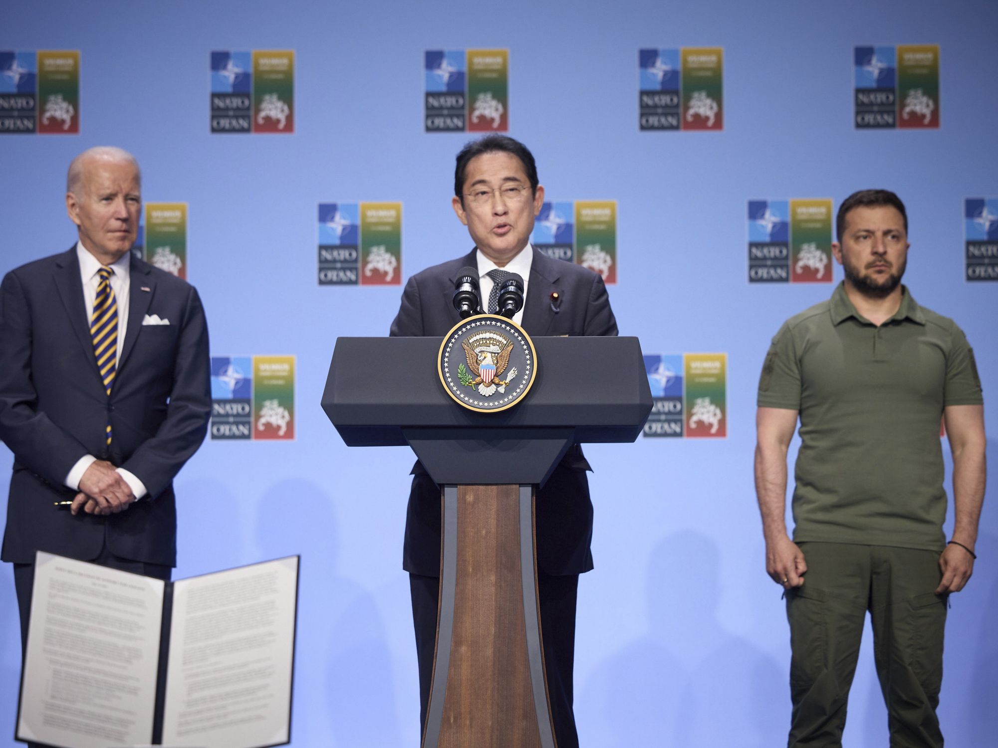 Joe Biden, Volodymyr Zelensky, Fumio Kishida