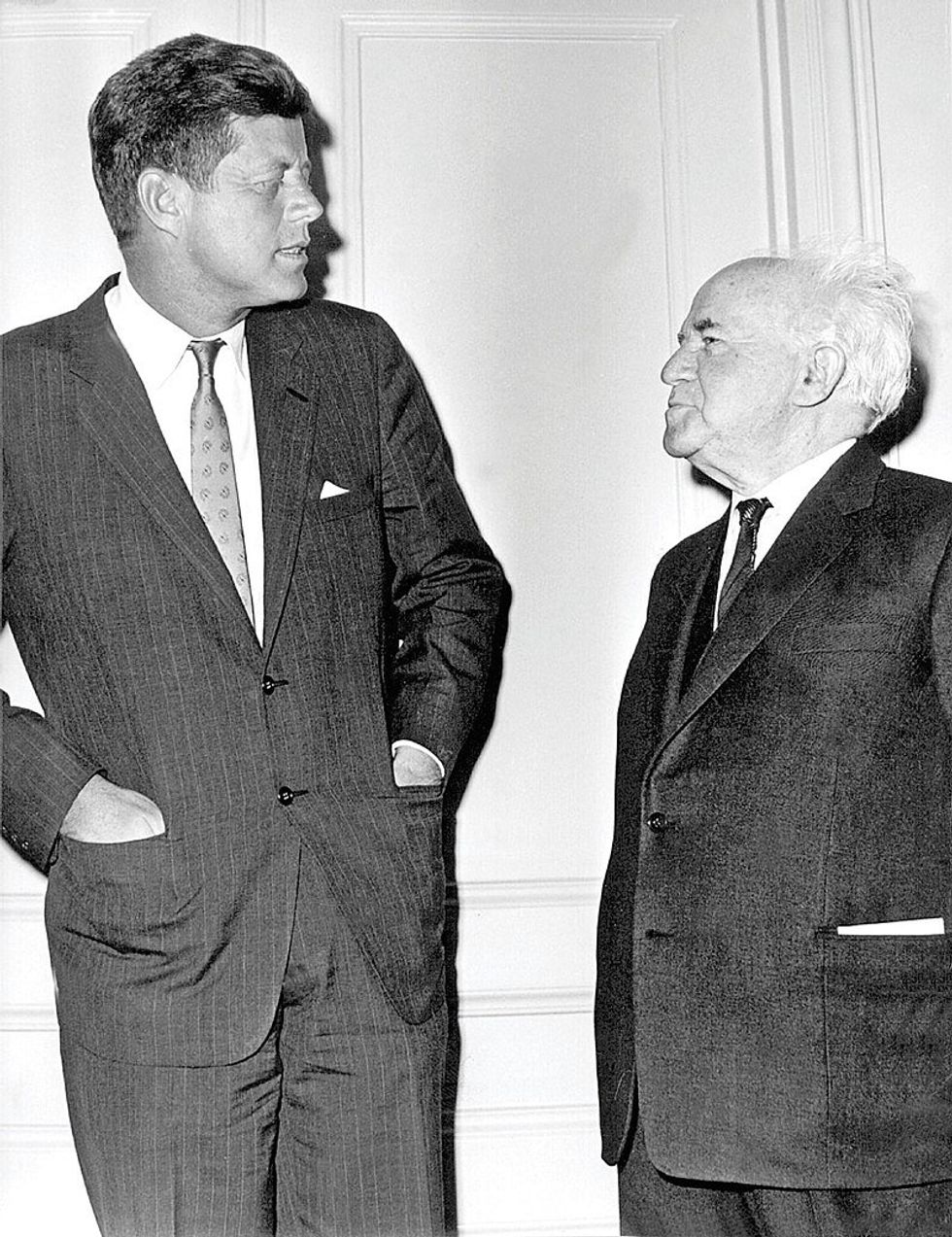 John F Kennedy (left) with David Ben Gurion (right)