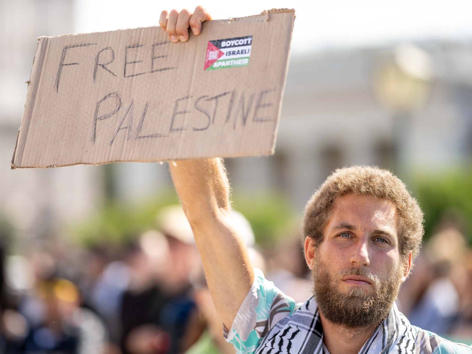 June 1, 2024, Vienna, Vienna, Austria: Person holding Free Palestine sign at pro-Palestine protest at the Heldenplatz in Vienna. The protester demand an immediate ceasefire to avoid further casualties and the recognition of the Palestinian state. (Credit Image: © Andreas Stroh/ZUMA Press Wire)