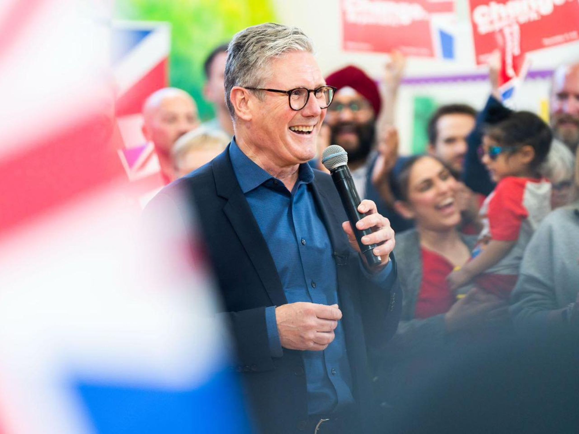 Keir Stramer attending a rally while giving a speech.