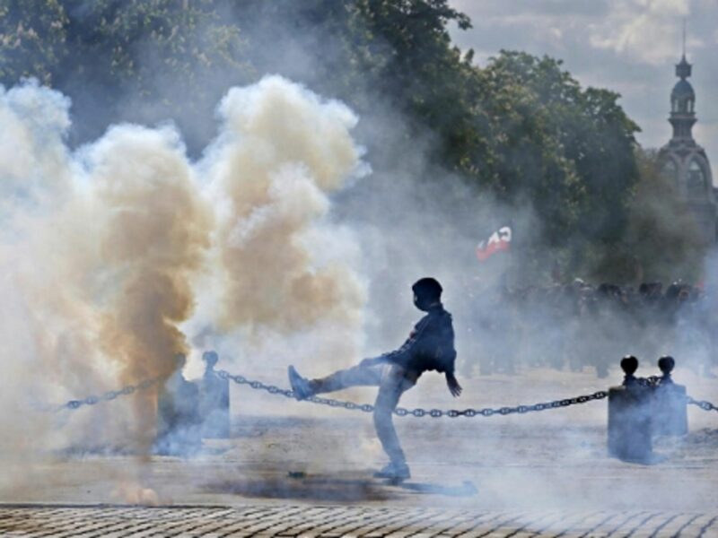 Korean Tensions, Trump Rally Clashes, Dose Of Deodorant