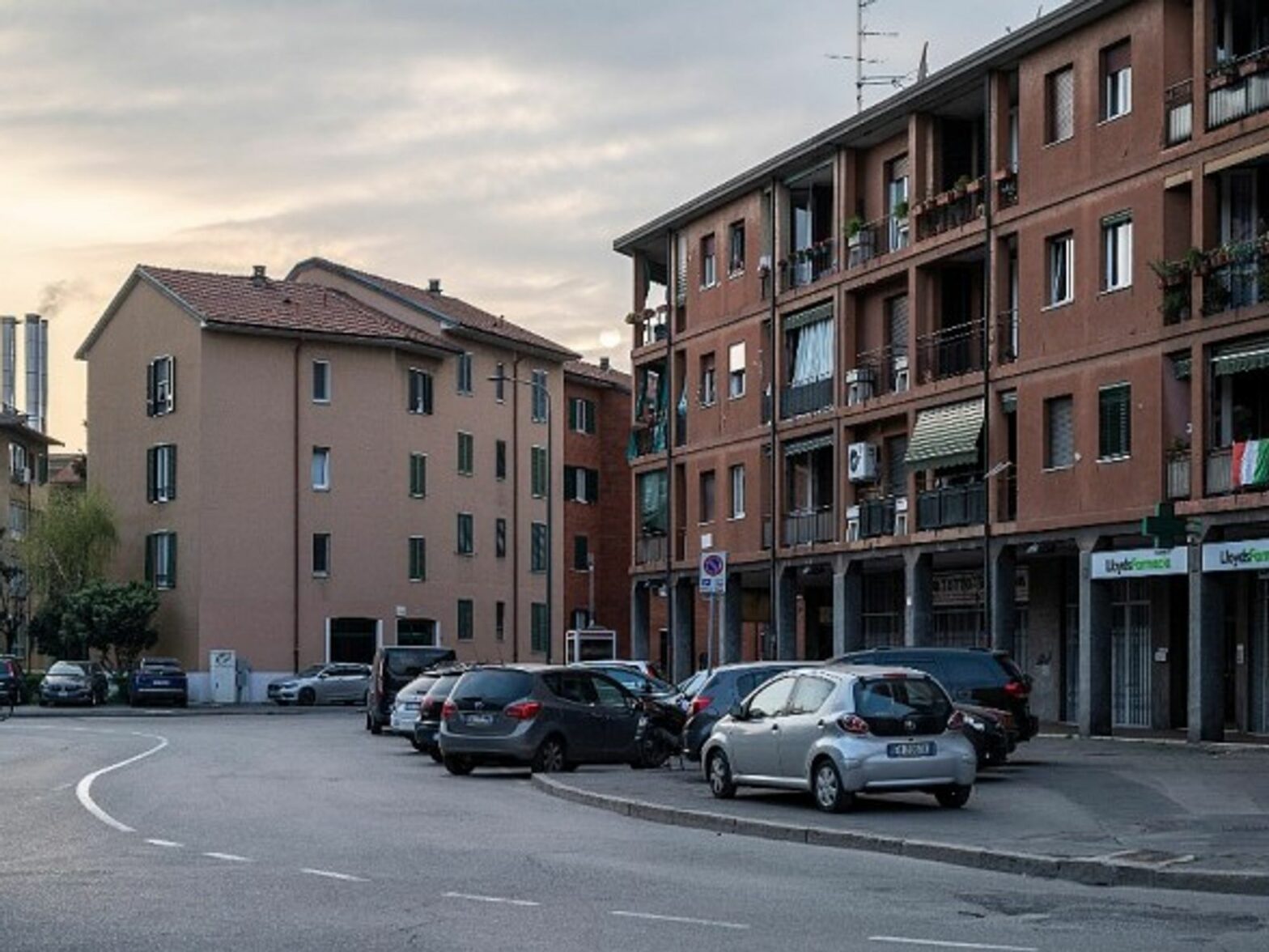 Last week, a neighborhood on the outskirts of Milan is silent.