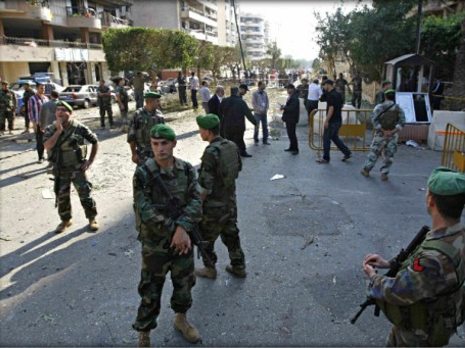 Lebanese soldiers guarding the site of the Nov. 19 blast in Beirut