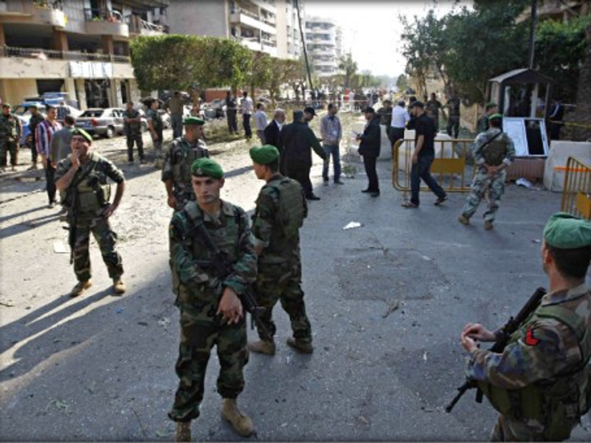 Lebanese soldiers guarding the site of the Nov. 19 blast in Beirut