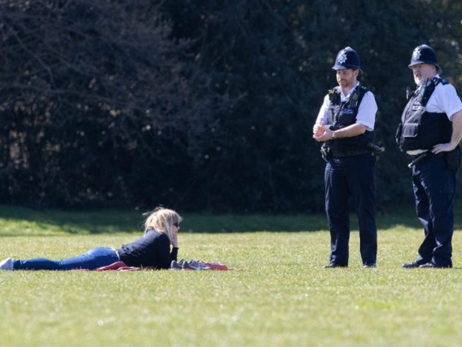 London police enforcing the quarantine Sunday at Greenwich Park