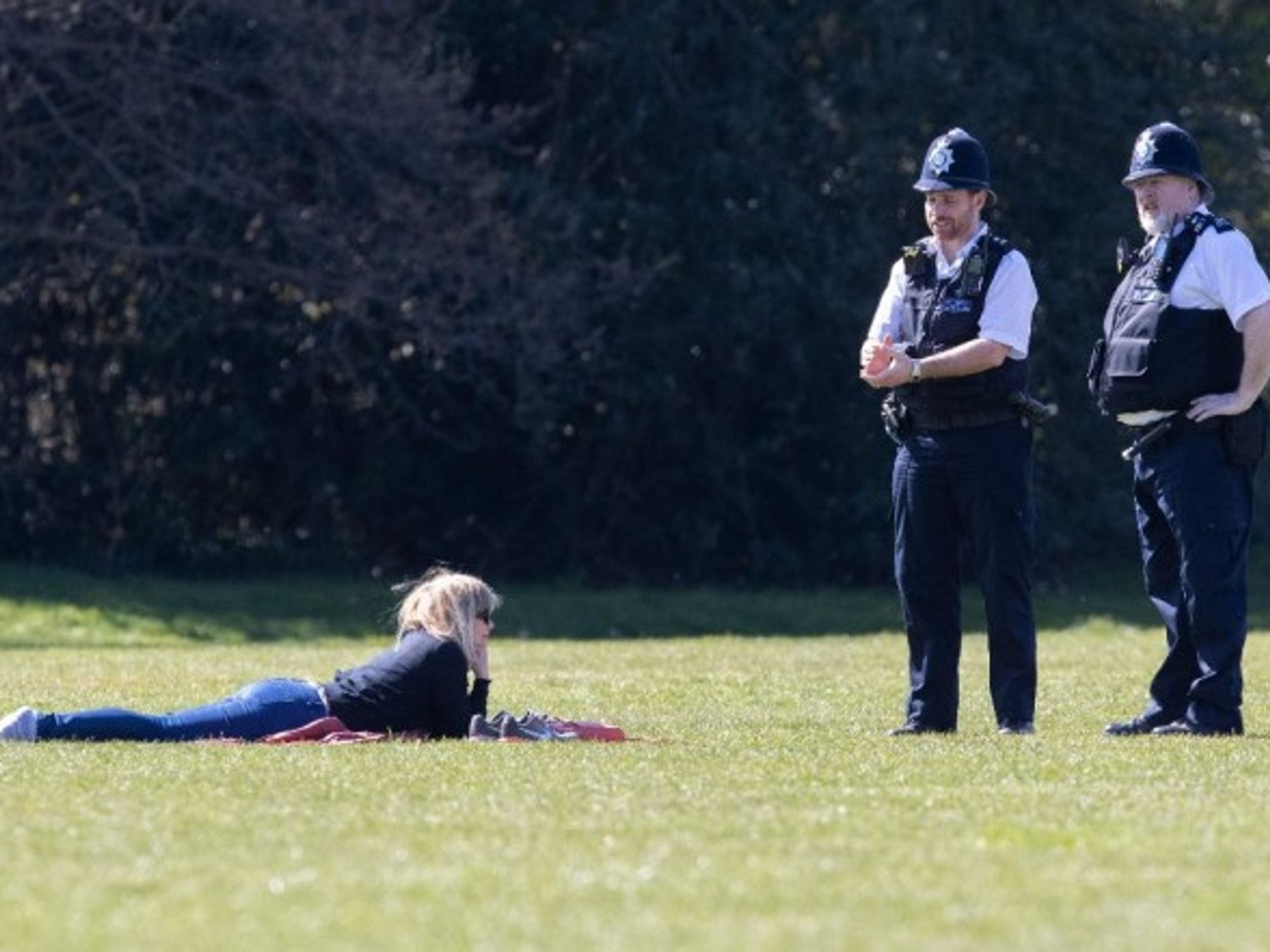 London police enforcing the quarantine Sunday at Greenwich Park