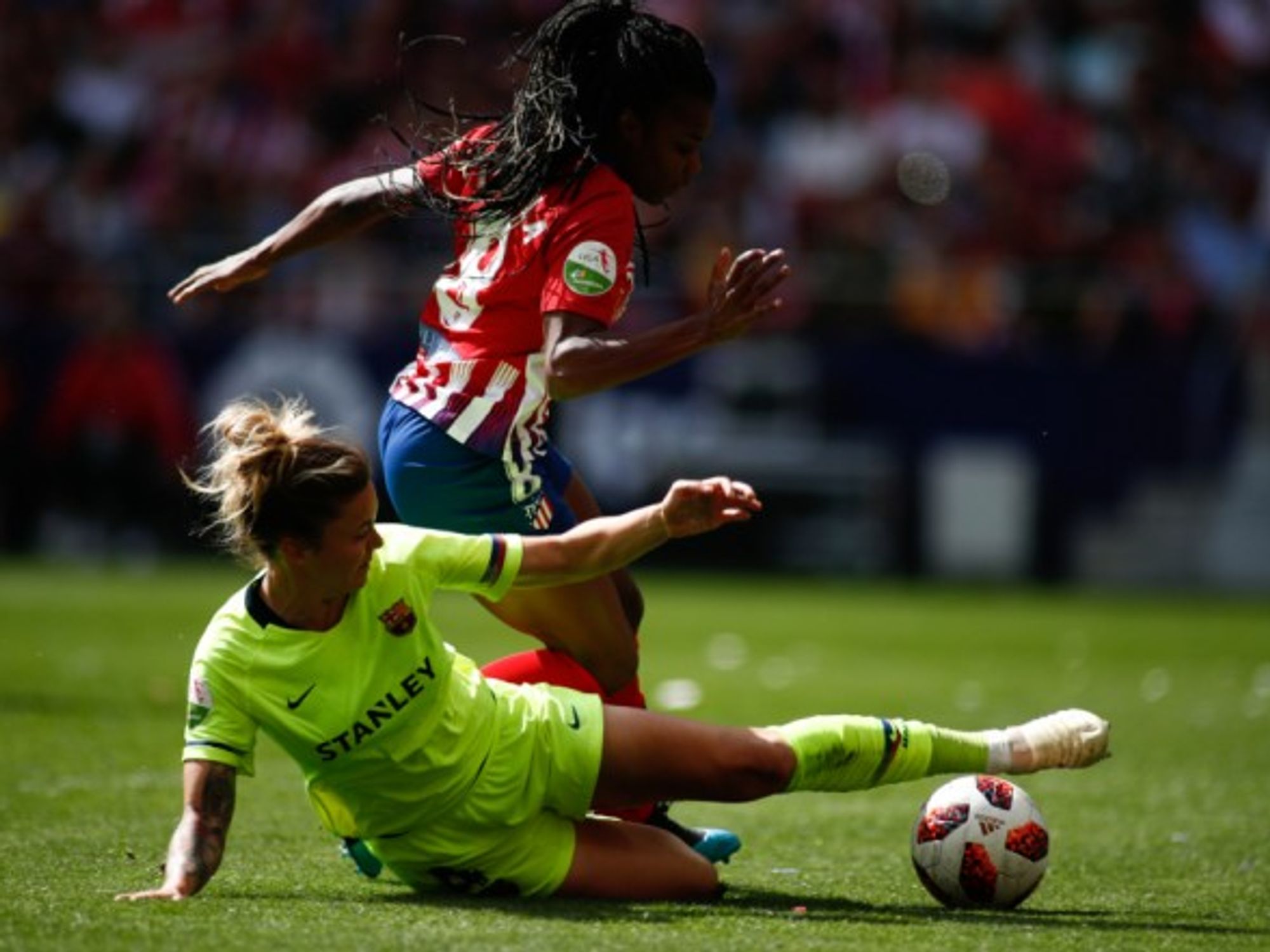 Mapi of FC Barcelona and Ludmila of Atletico de Madrid during the spanish championship