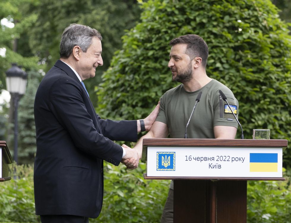 Mario Draghi during his visit to Ukraine with Volodymyr Zelensky