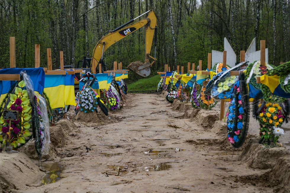 Mass Burial in Chernihiv