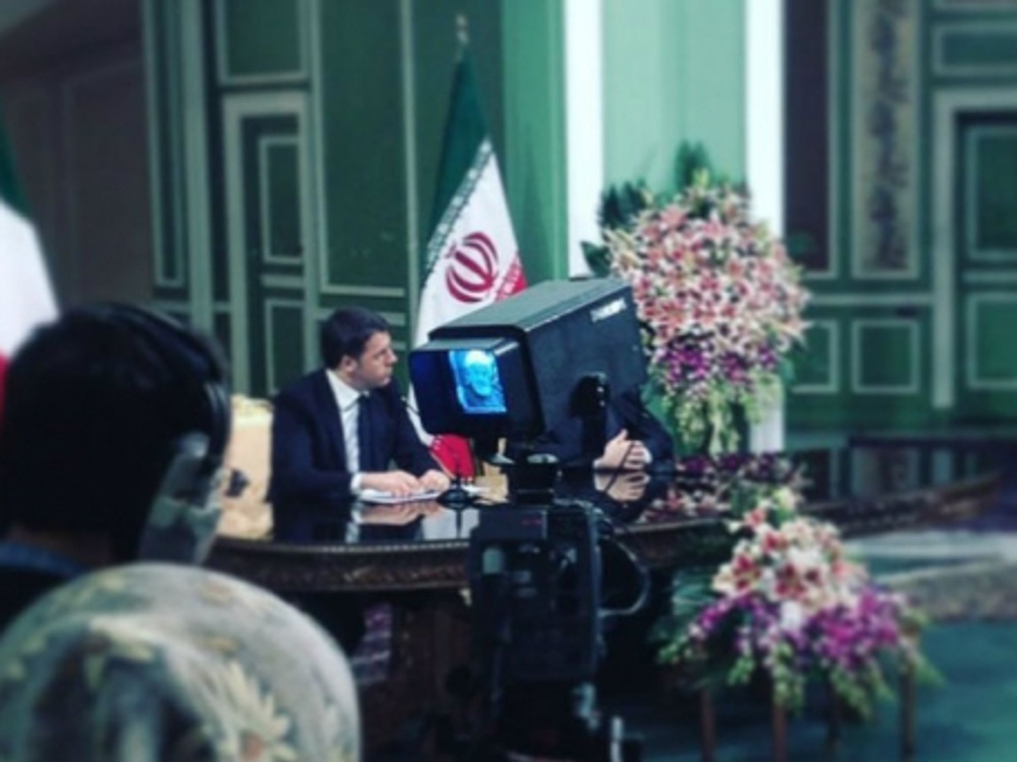 Matteo Renzi and Hassan Rouhani filmed on Iranian TV on Tuesday