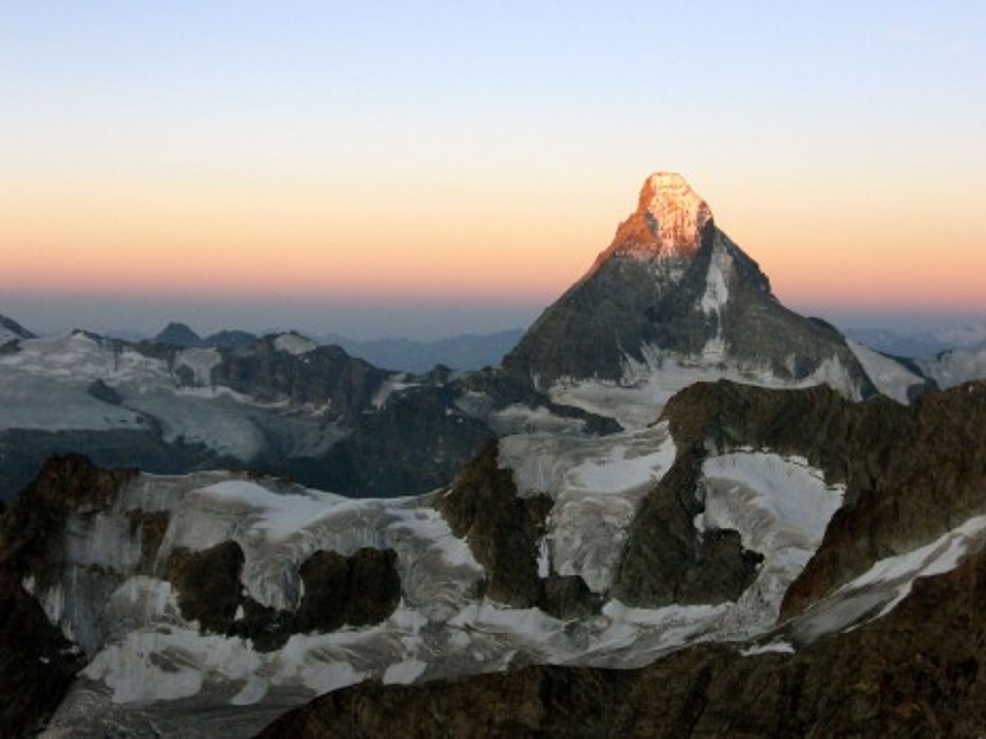 Matterhorn at dawn (Franco Pecchio)
