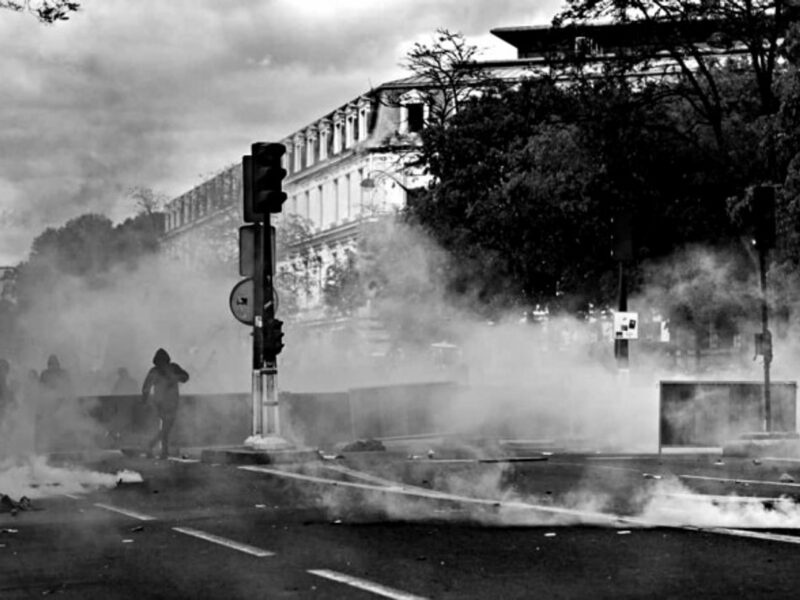May 1 protests in Paris