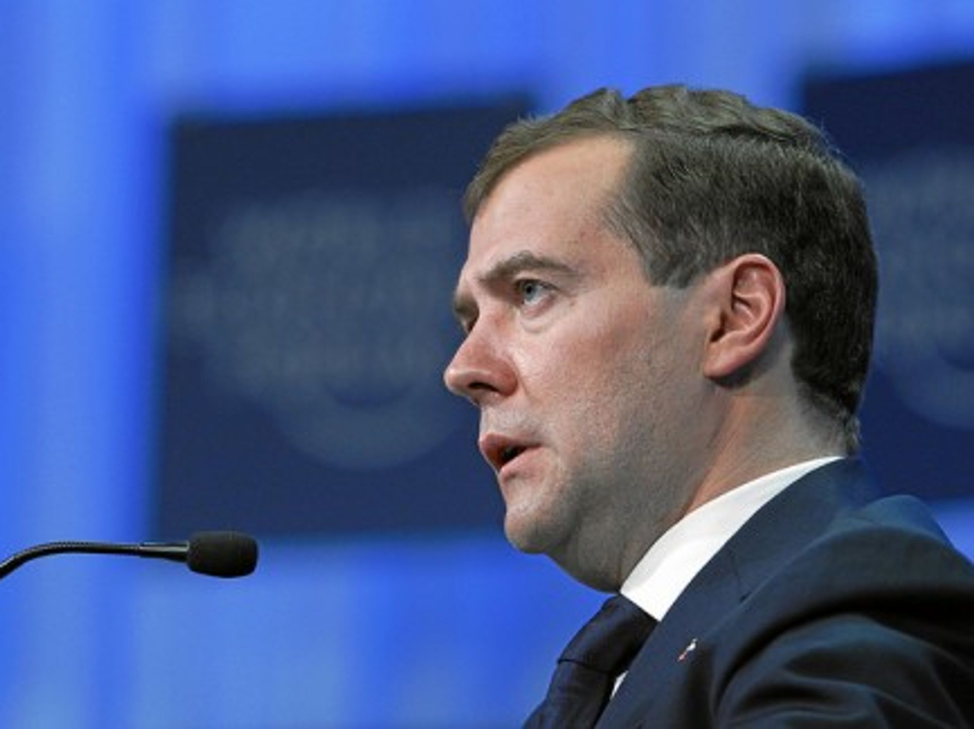 Medvedev during his televised speech (RussiaToday)