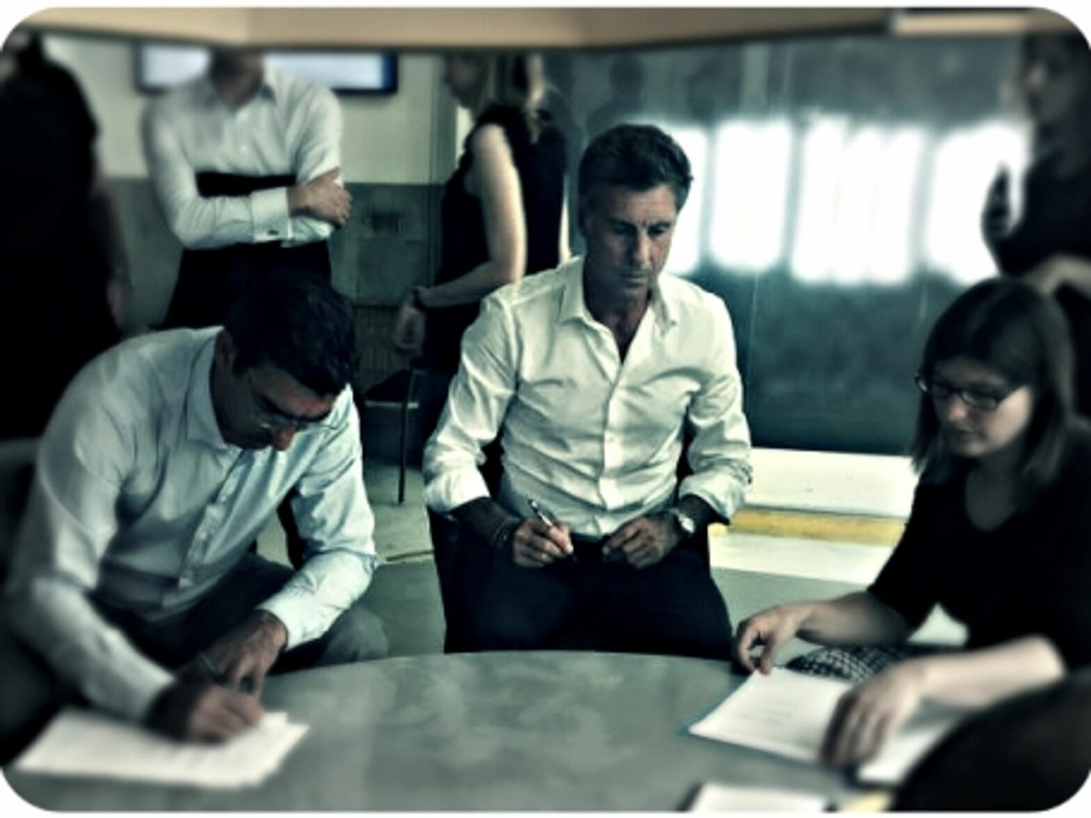 Meetic founder Marc Simoncini (center)