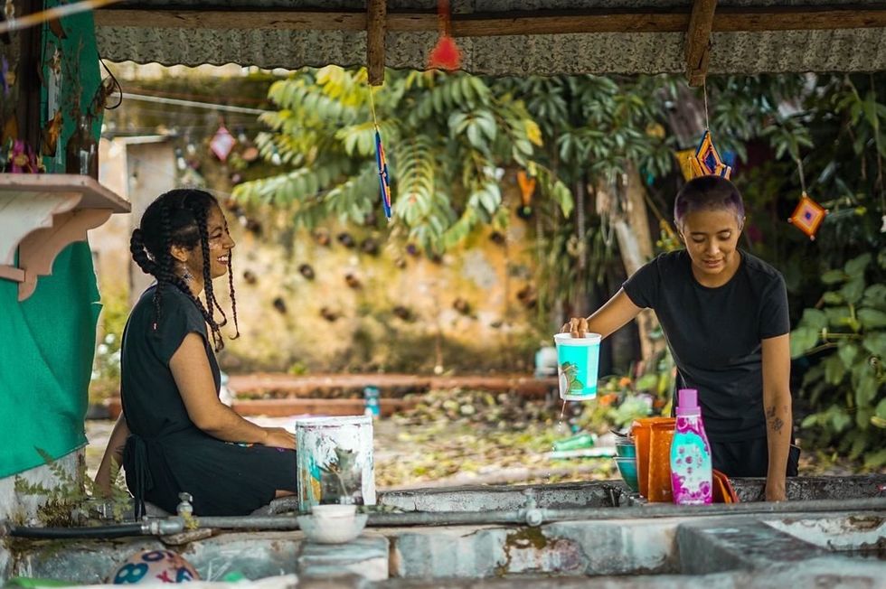 Meetings of women and sexual dissidents are held, organized by the anti-slavery, anti-racist and Afro-transfeminist collective, Ko'olelm.