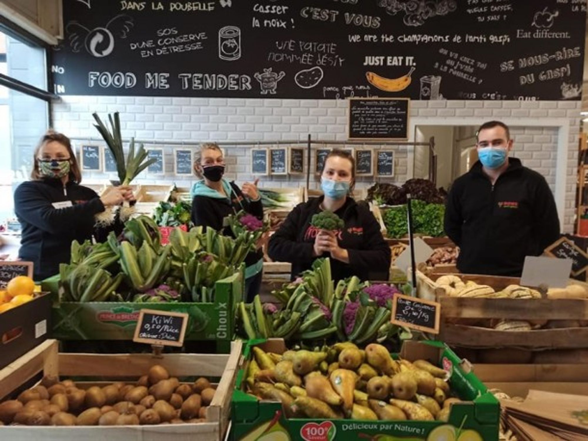 Members of the French anti-food waste group, Nous.
