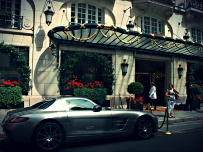 Mercedes SLS outside Le Bristol Hotel in Paris