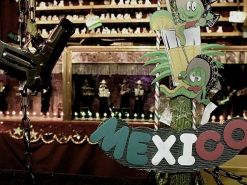 Mexican tourism has been hit hard by the drug war (ANGELOUX)