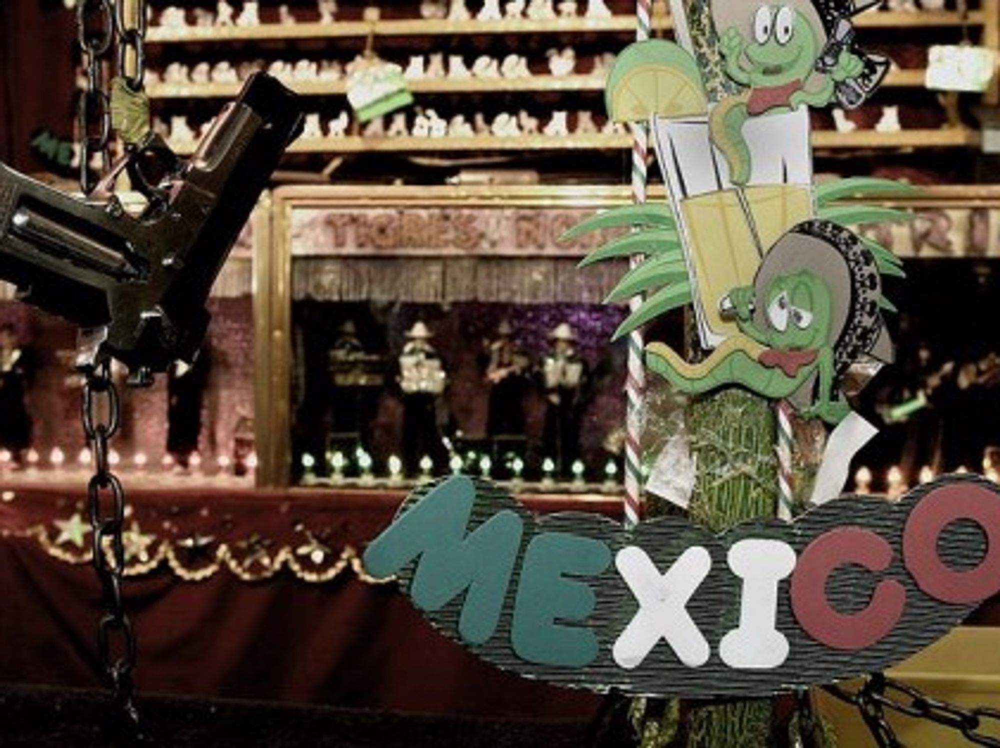 Mexican tourism has been hit hard by the drug war (ANGELOUX)
