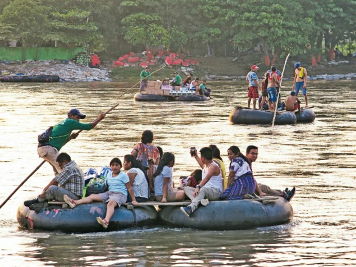 Migrants along the Guatemala-Mexico border