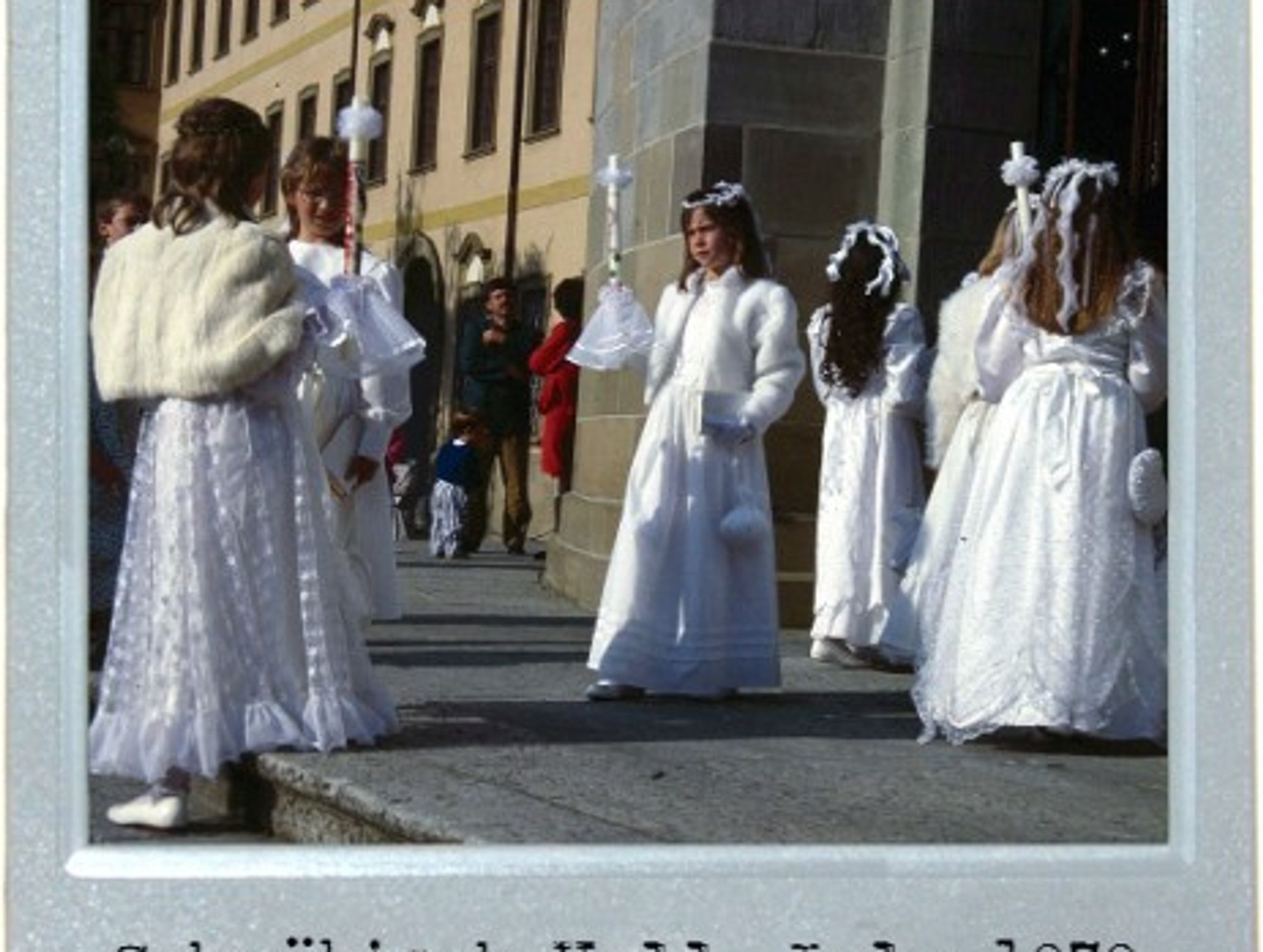 Mini Brides