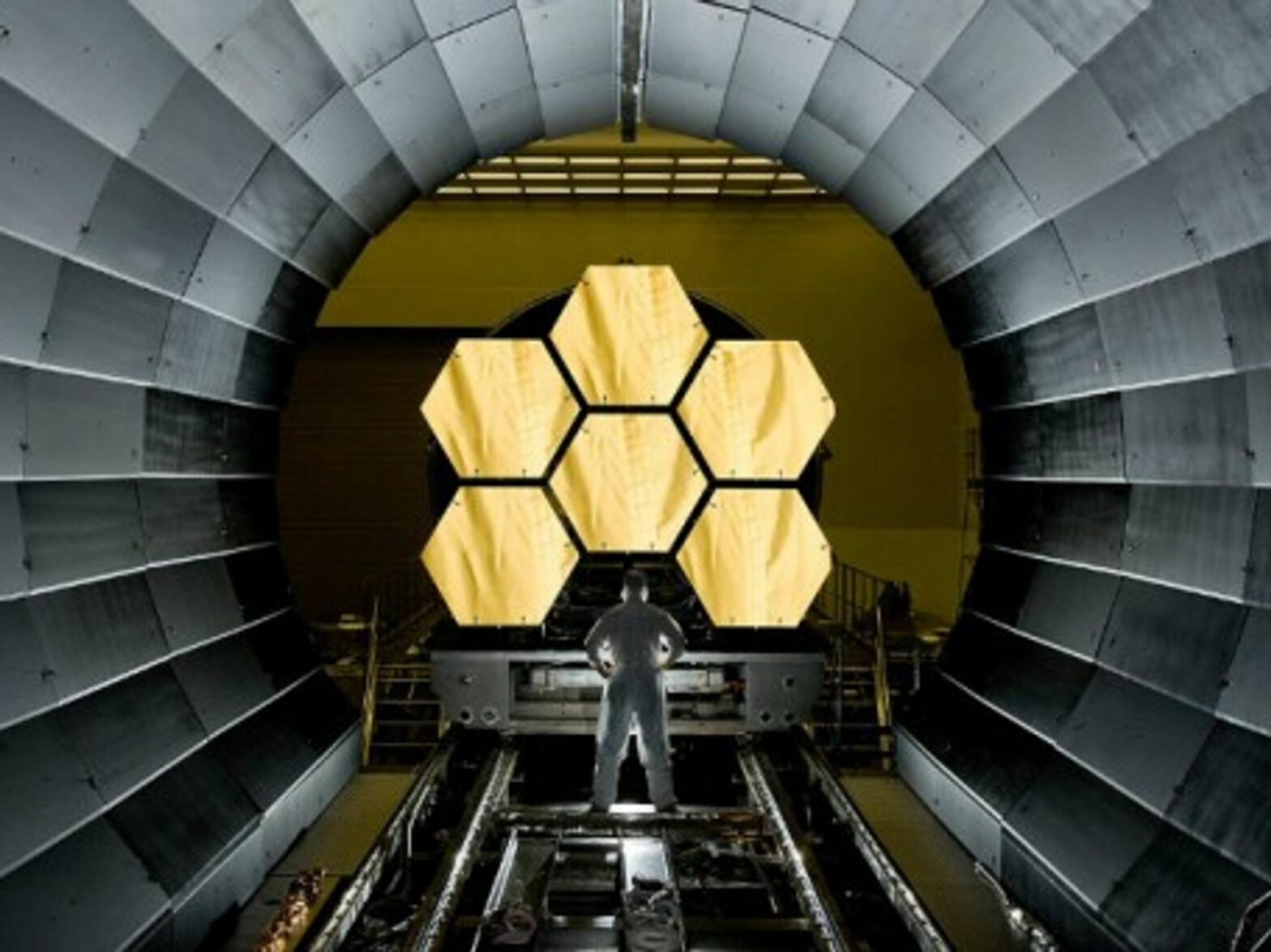 NASA is working on a new space telescope, 100 times more powerful than Hubble.