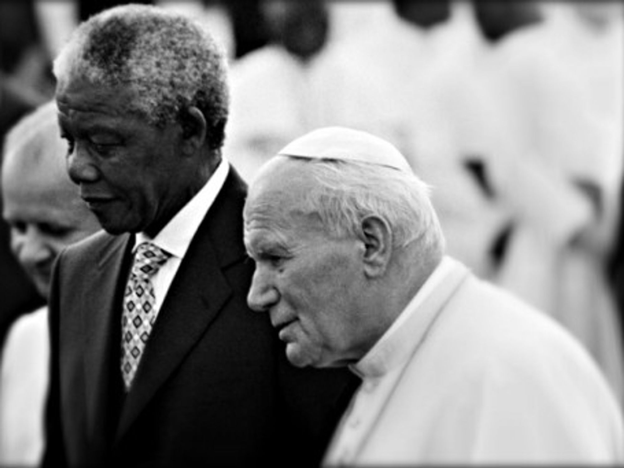 Nelson Mandela and Pope John Paul II in 1995