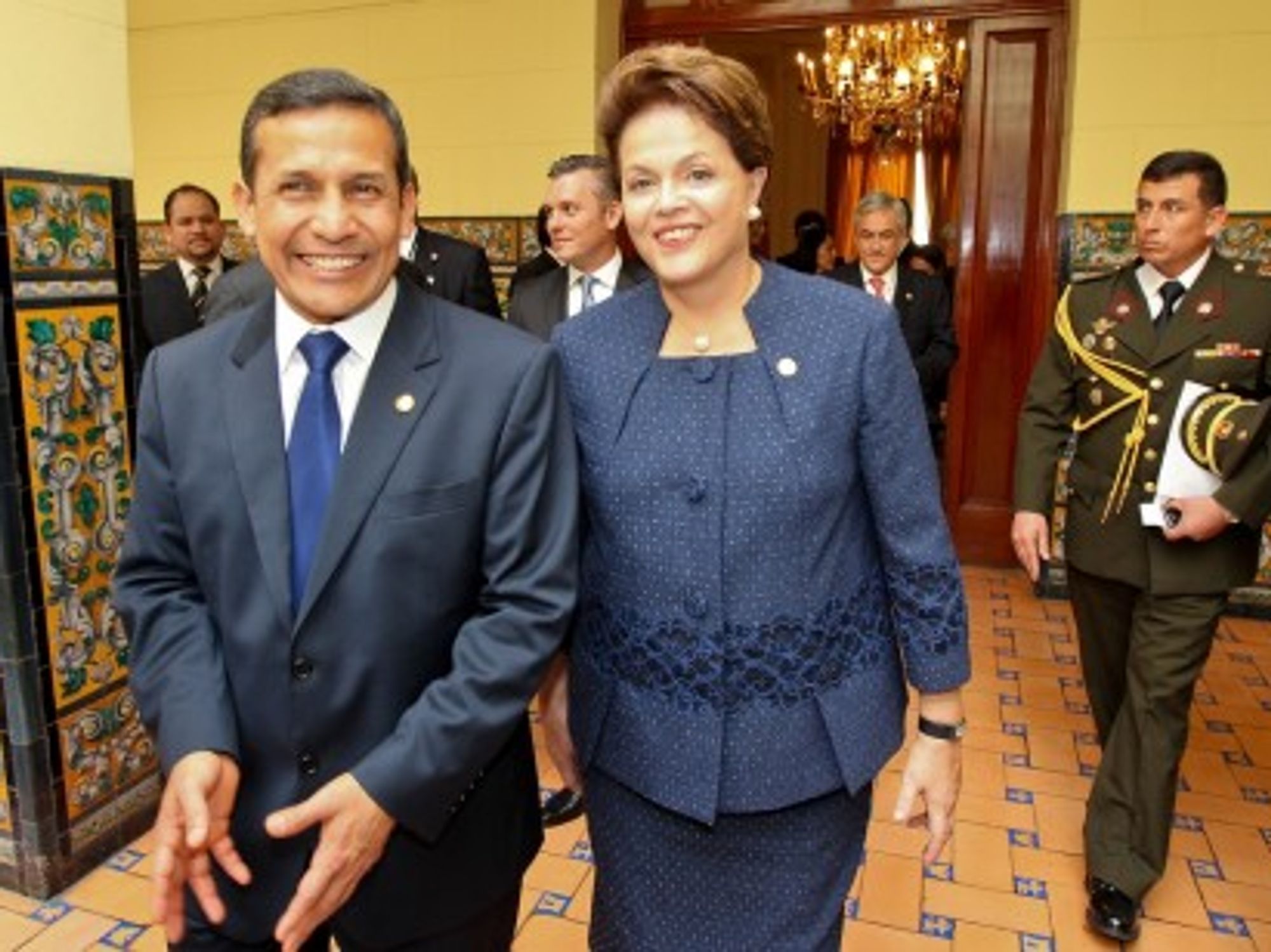 New Peruvian President Ollanta Humala (left) with Brazilian leader Dilma Rousseff