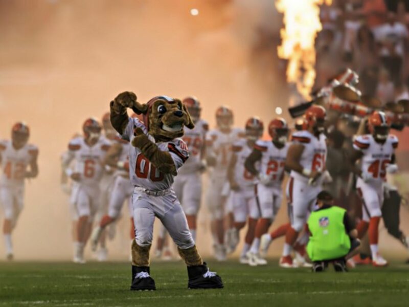 NFL Showtime! NY Giants vs. Cleveland Browns