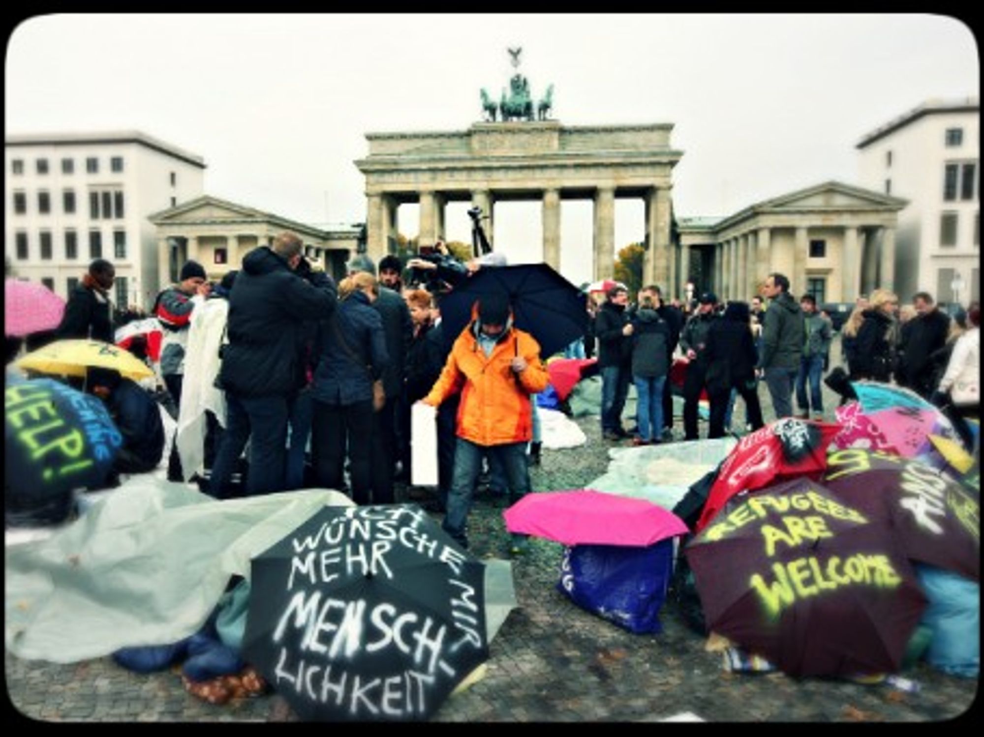 Oct. 2013 protest in support of Lampedusa refugees in front of Berlin's Brandenburg Gate