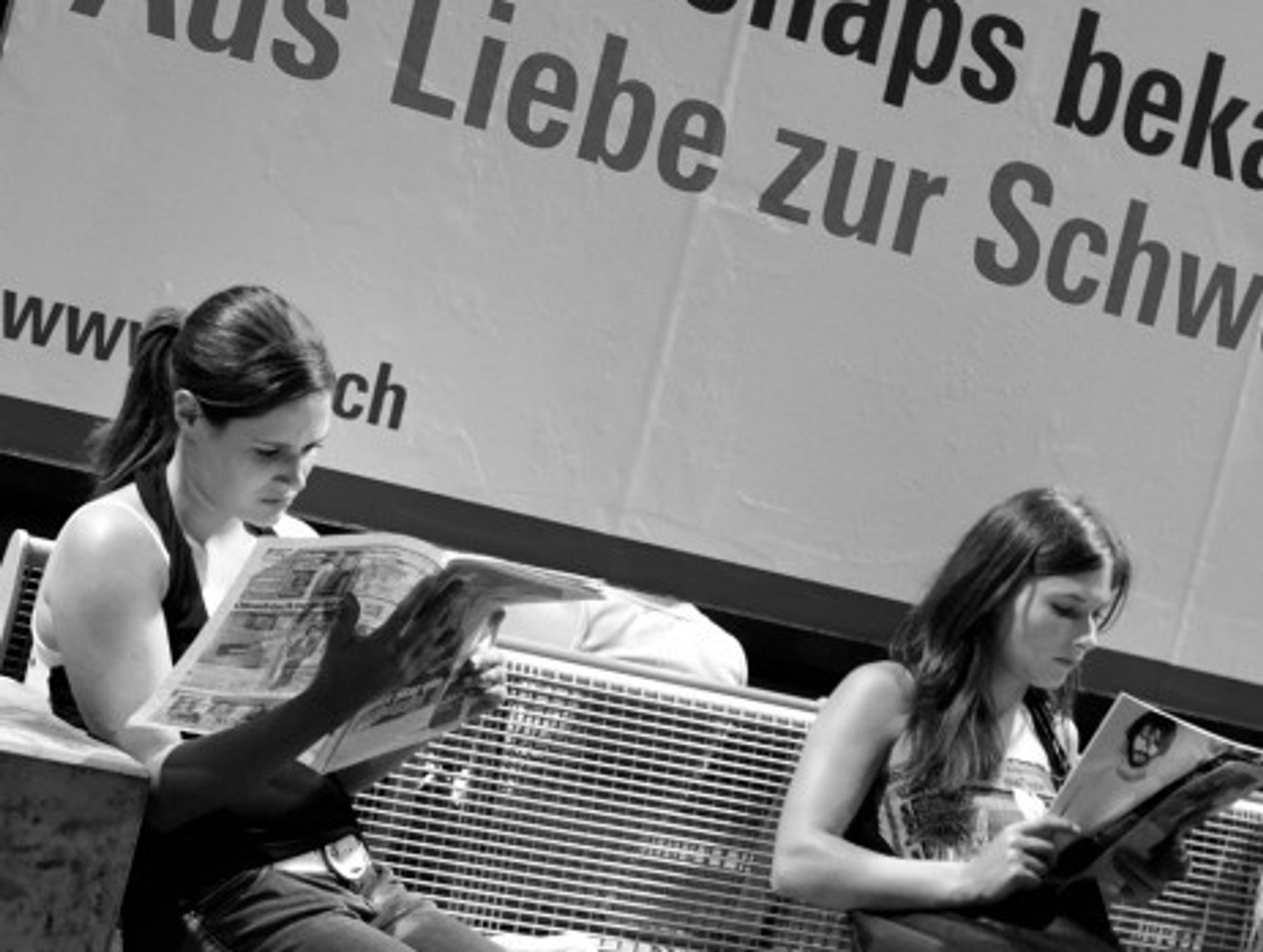 Old Media Teens: German Youth Reading More Print Media and Books